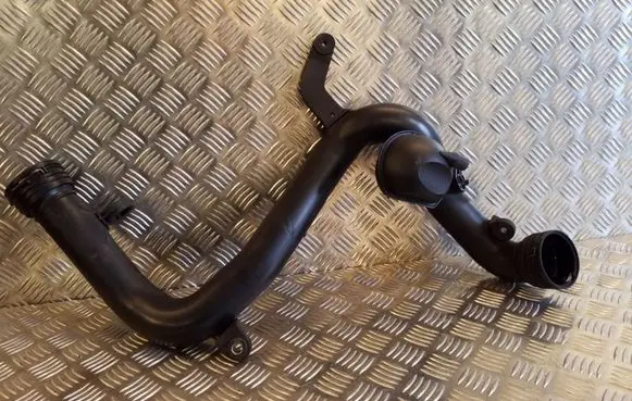 Volkswagen Golf Plus Intercooler hose/pipe 1K0145762AT 1K0145762AF