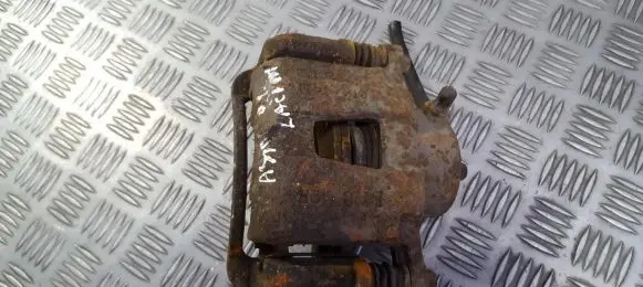 Chevrolet Lacetti Front brake caliper