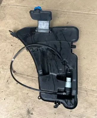 BMW 5 G30 G31 G38 Windshield washer fluid reservoir/tank 8071453 6165 10543512SB