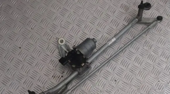 Volkswagen Beetle A5 Front wiper linkage and motor 5C3955023
