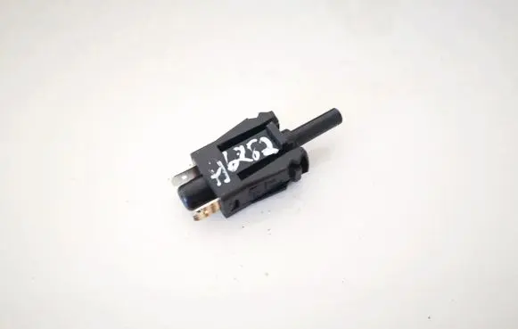 Mercedes-Benz A W168 Brake pedal sensor switch 0015458714