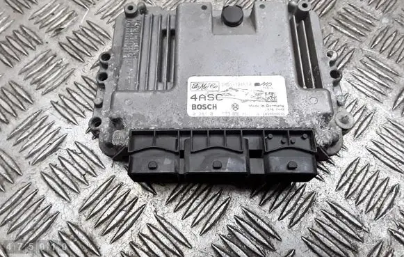 Ford C-MAX I Engine control unit/module