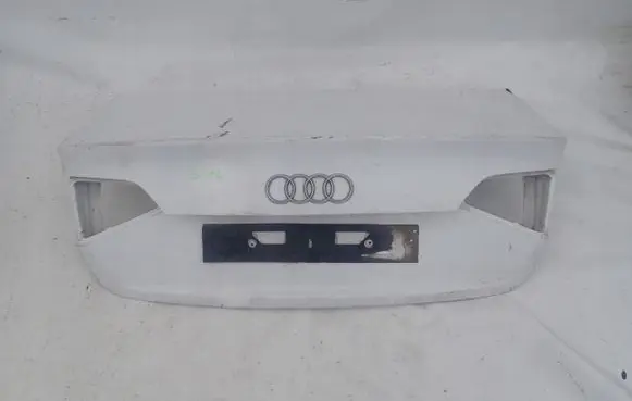 Audi A4 S4 B8 8K Tailgate/trunk/boot lid
