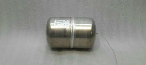 Mercedes-Benz GLE (W166 - C292) Air suspension tank/reservoir A1663200415