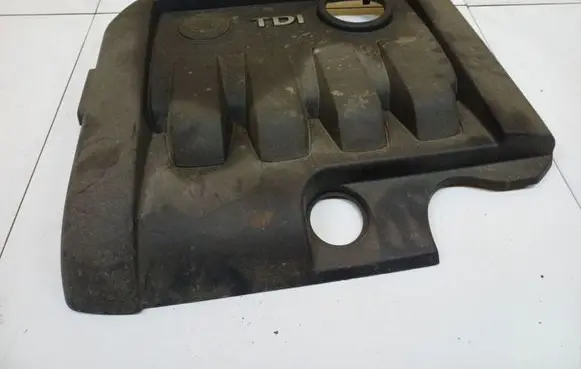 Skoda Octavia Mk2 (1Z) Engine cover (trim) 03G103925BL