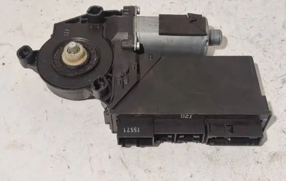Audi A8 S8 D3 4E Front door window regulator motor 4E1959802C 992817109 4E1910802A
