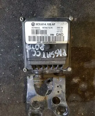 Volkswagen PASSAT CC ABS Pump 3C0614109AF