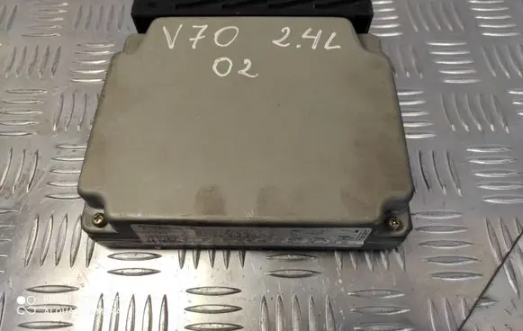Volvo V70 Engine control unit/module MB0797008861