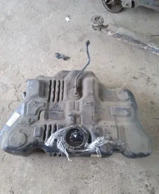 Ford Mondeo MK IV Fuel tank 2WD70DLSCD345 0350971