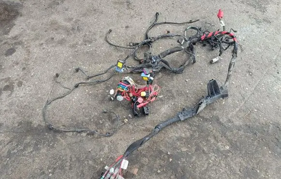 Engine installation wiring loom
