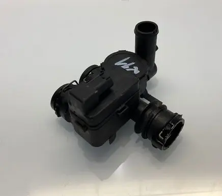 Mercedes-Benz E W211 Coolant heater control valve A2118320584 2118320584