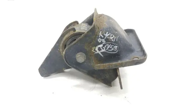 KIA Carnival Engine mount bracket