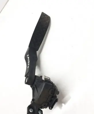 Volkswagen Touareg I Accelerator throttle pedal 7L0723507E
