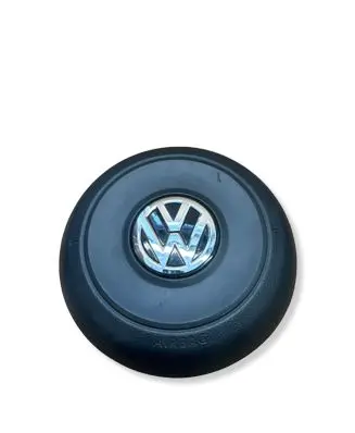 Volkswagen Polo VI Steering wheel airbag 5G0880201J 621304700