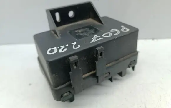 Peugeot 607 Glow plug pre-heat relay 9628756080