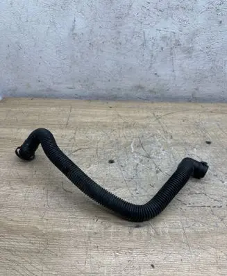 Audi A7 S7 4G Breather/breather pipe/hose 4G0133889