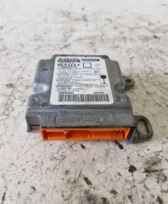 Renault Megane I Airbag control unit/module 550803600 7700437477A