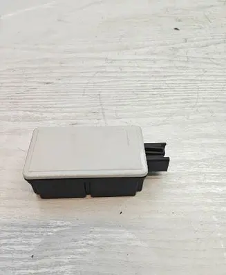 Volvo V40 Door central lock control unit/module 31419137 S180036003