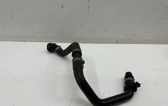 BMW 5 G30 G31 Engine coolant pipe/hose 8634307