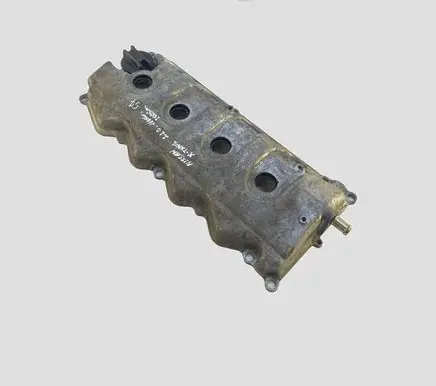 Nissan X-Trail T30 Rocker cam cover