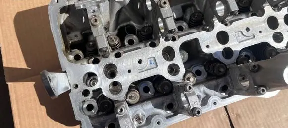 BMW M5 Engine head 2118177 11122118177 1559899