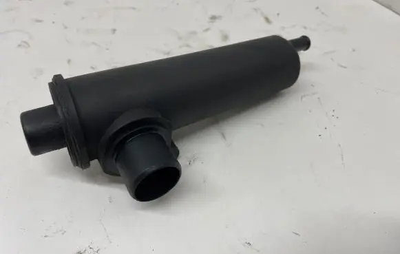 BMW 5 E34 Oil breather separator 1285638