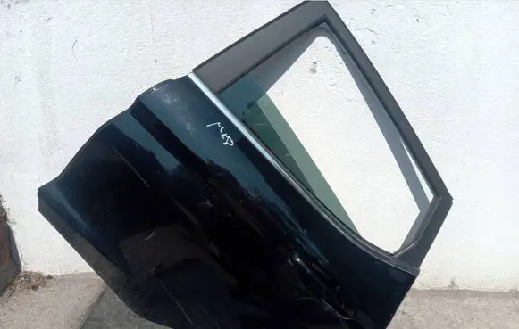 Ford Fiesta Rear door