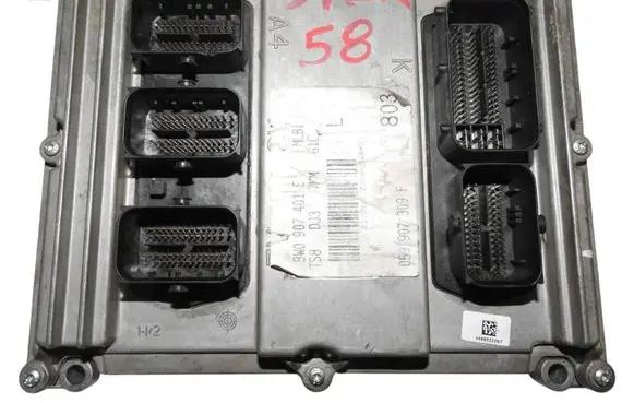 Audi A4 S4 B9 Engine control unit/module 8W0907401E 059907309F
