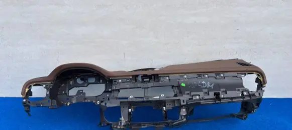 Mercedes-Benz X-class W470 Dashboard 681005XA1A
