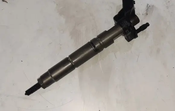 Jeep Grand Cherokee (WK) Fuel injector A642070