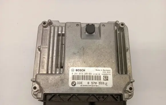 BMW 1 F20 F21 Engine control unit/module 8570933 0281019208 030634373