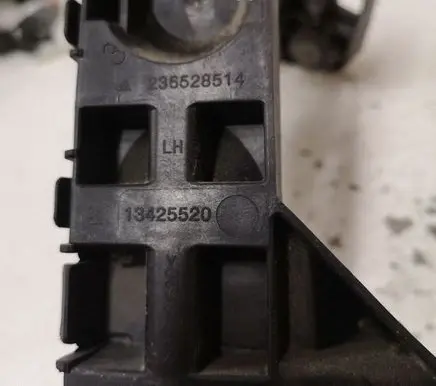 Opel Astra K Rear bumper mounting bracket 13425520 236528514