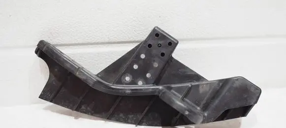 Hyundai i10 Front bumper mounting bracket 86518-B9500