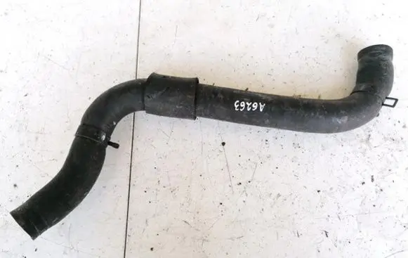 Hyundai Trajet Engine coolant pipe/hose