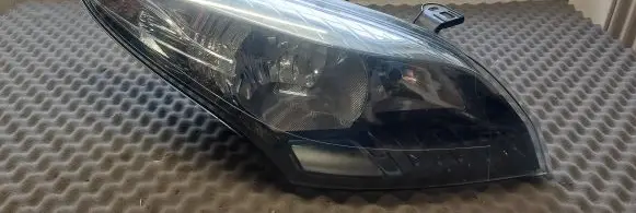 Renault Megane III Headlight/headlamp 260107117R 030124460600