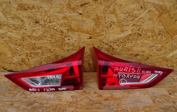 Toyota Auris E180 Rear/tail lights