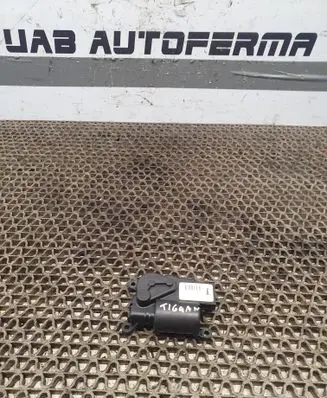 Volkswagen Tiguan Air flap motor/actuator 5Q0907511A T1016054F 186001006