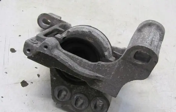 Mazda CX-3 Engine mount vacuum valve DA6R-39060