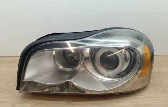 Volvo XC90 Headlight/headlamp 31290894 89904679
