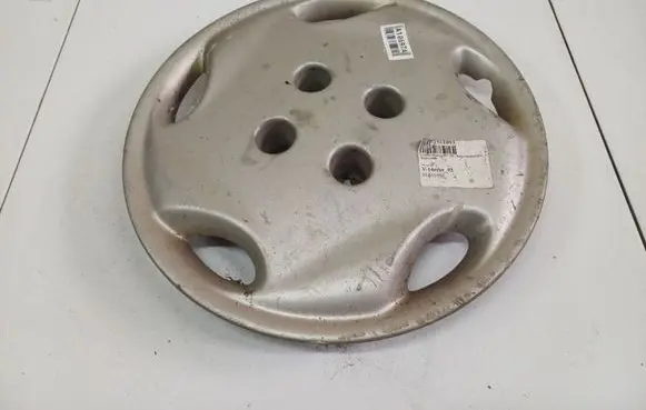Citroen Xsara R14 wheel hub/cap/trim 9626115080