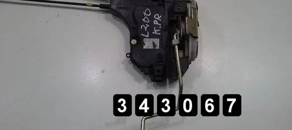 Mitsubishi L200 Front door lock 