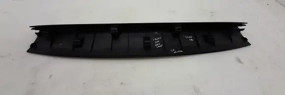 Volkswagen Tiguan Tailgate/trunk upper cover trim 5N0867707A