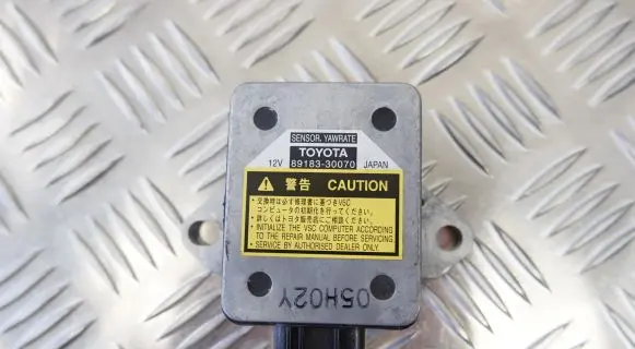 Lexus GS 300 350 430 450H Acceleration sensor 8918330070