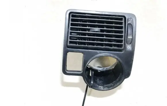 Dash center air vent grill
