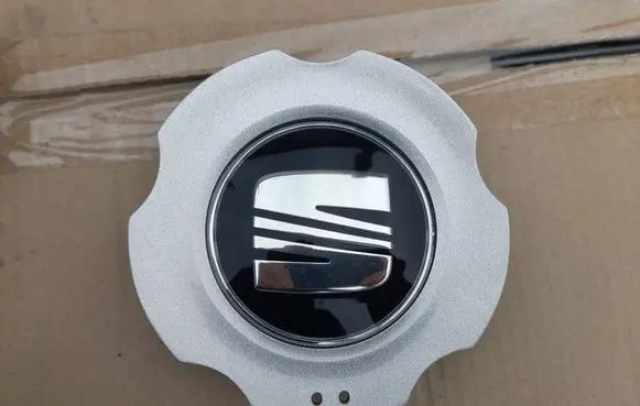 Seat Leon (1M) Wheel nut cap/cover 1M0601149L23D