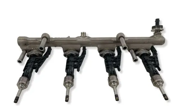 BMW 2 F44 Fuel main line pipe 8665633 8656548
