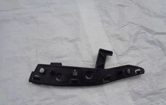 Citroen DS3 Front bumper mounting bracket 9683465880 2004060