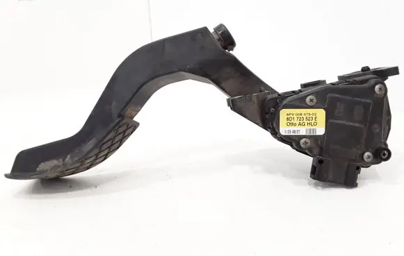 Volkswagen PASSAT B5.5 Accelerator throttle pedal