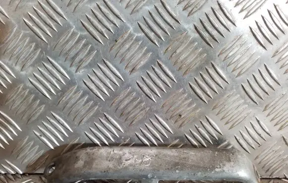 Other engine bay part