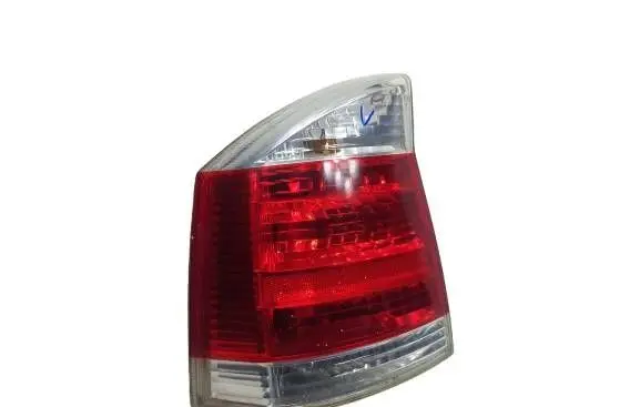 Opel Vectra C Rear/tail lights 13131001KAS 13131001